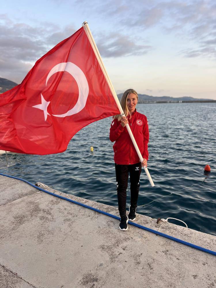 Muhteşemsin Şahika Ercümen... 2