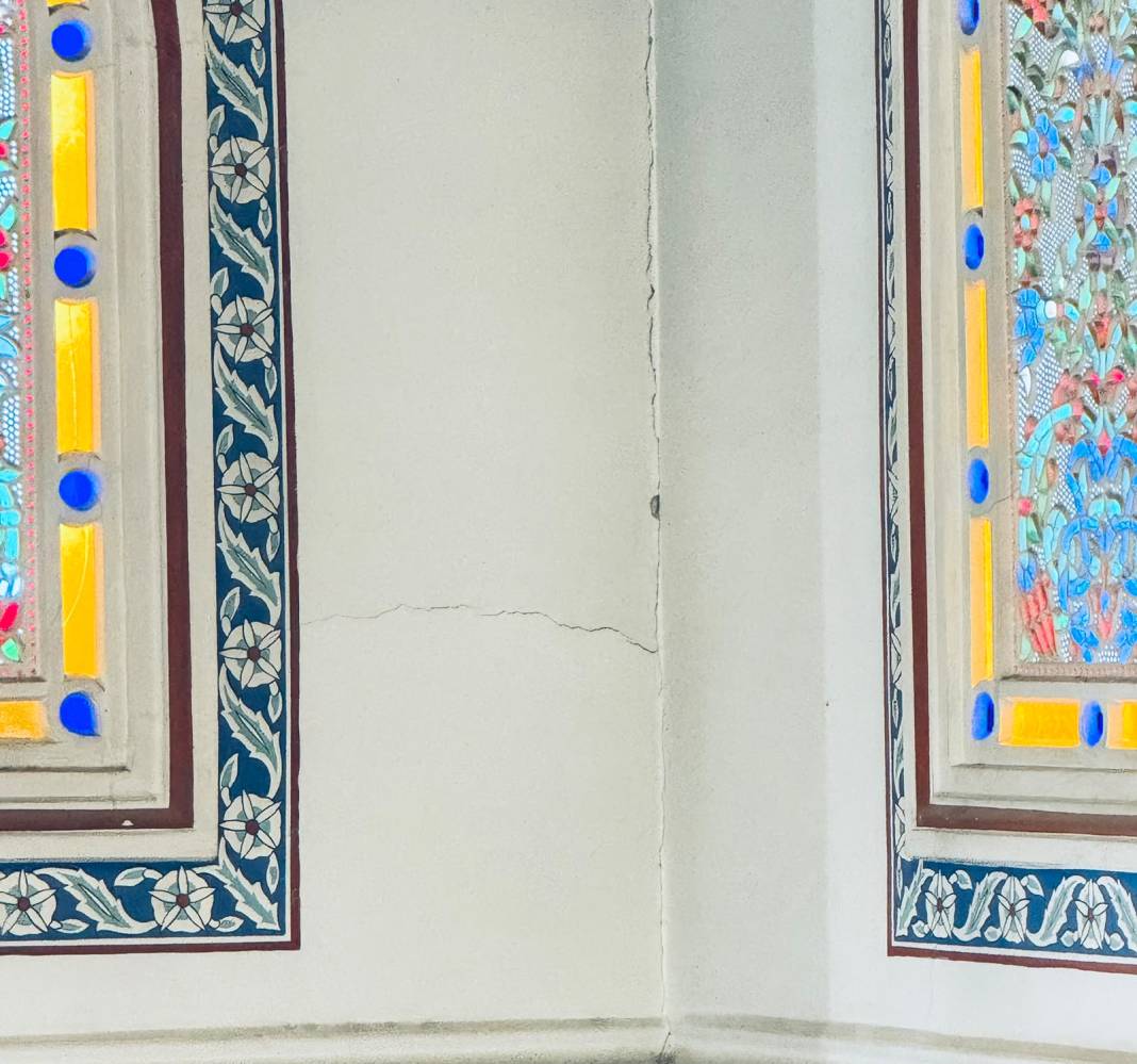 Hacı Veyiszade Camii'nde içler acısı görüntüler... 1