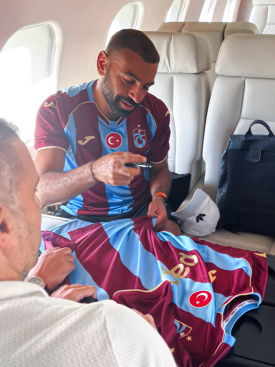 Muhammed Salah'tan ilk mesaj... 3