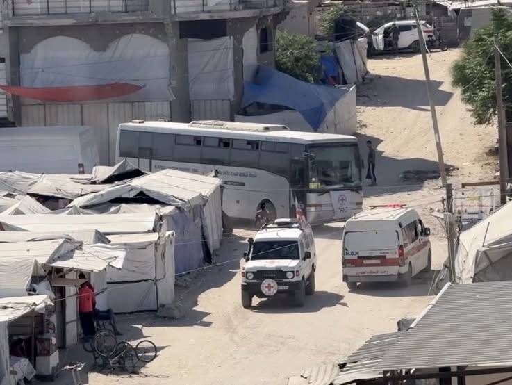 Filistinli  ve Gazzeli vatandaşlar yıllar sona ailelerine kavuştu 2