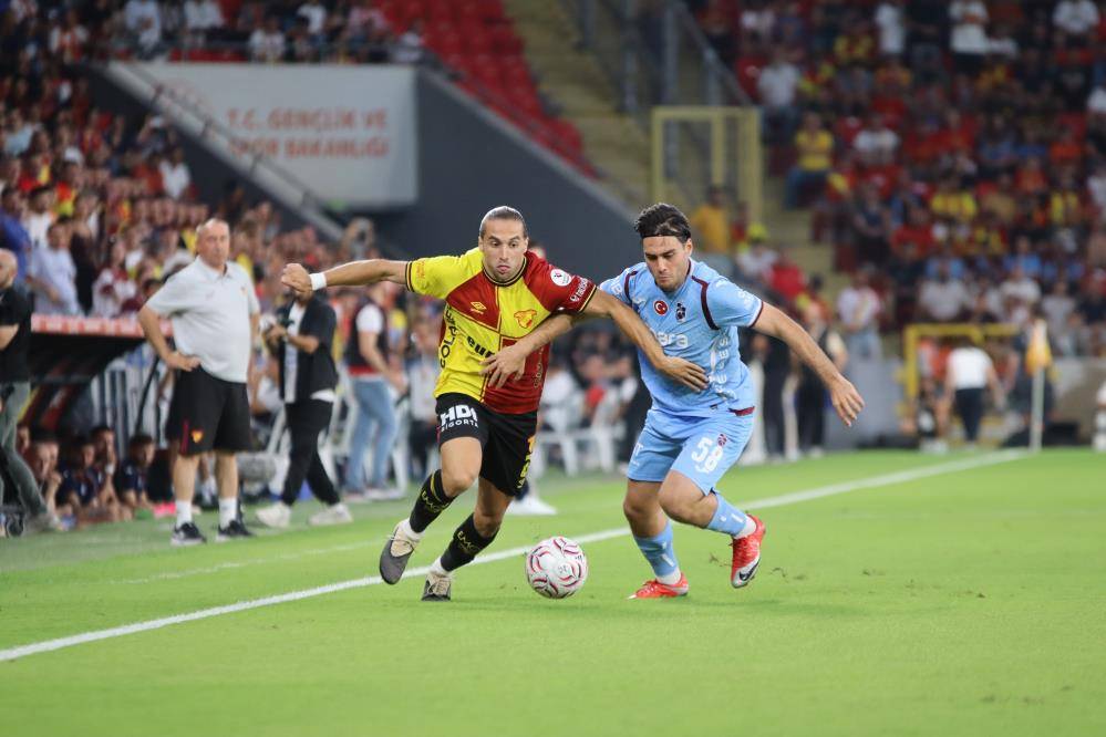 Göztepe Trabzonspor'u devirdi, İsmail Köybaşı futbolu bıraktı... 5