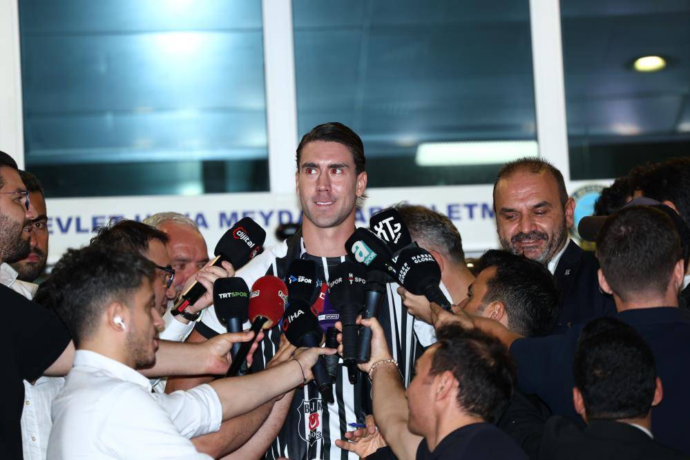 Beşiktaş Süper Lig'e şimdiden damga vurdu! Dusan Vlahovic, İstanbul'da 5