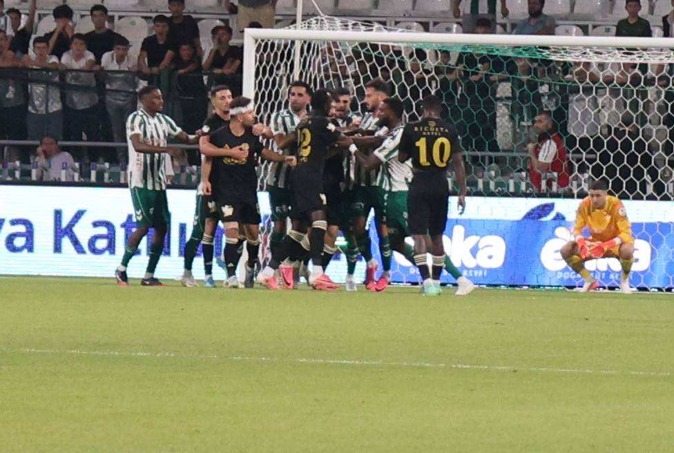 Konyaspor'da Çaykur Rizespor mağlubiyetinin sebebi ne? 2