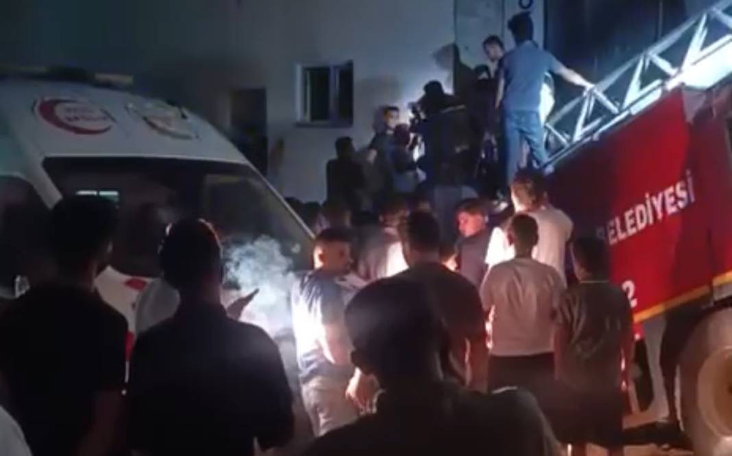 İtfaiye aracı ile duvar arasına sıkıştı: Uzman çavuş hayatını kaybetti 2