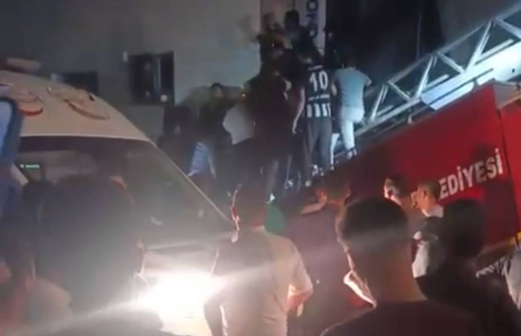 İtfaiye aracı ile duvar arasına sıkıştı: Uzman çavuş hayatını kaybetti 7