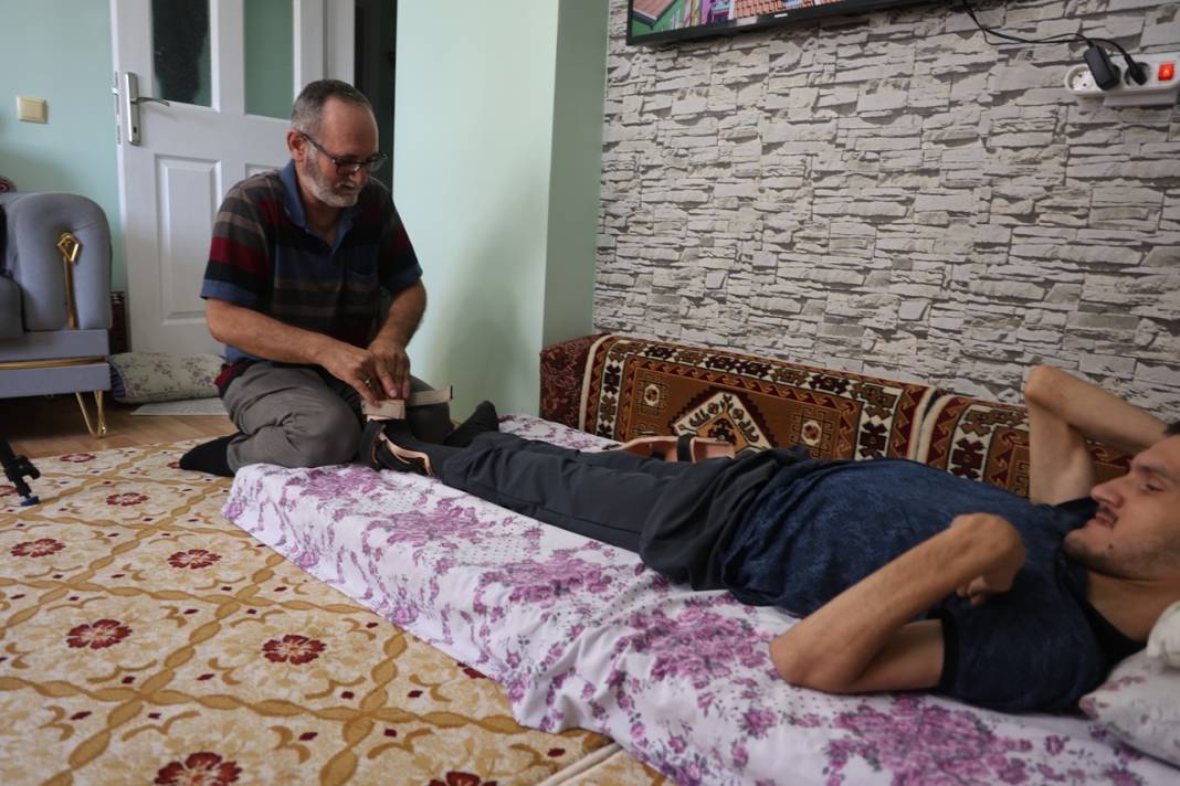 Konya’da bir babanın 26 yıllık mücadelesi! Ömrünü oğluna adadı 4