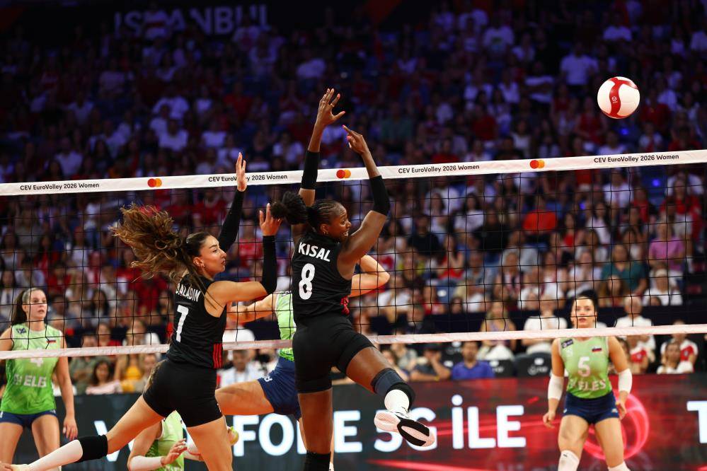 A Milli Kadın Voleybol Takımı, namı diğer Filenin Sultanları coştu 6