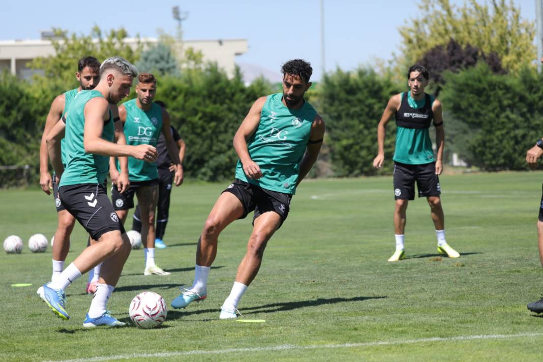 Konyaspor Fenerbahçe maçına hazır! 1
