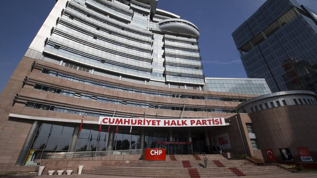 CHP’ye büyük darbe! 1