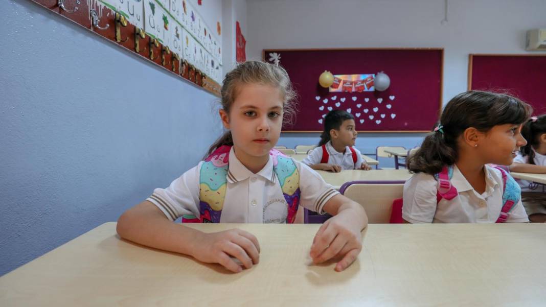 Ara tatil kalkıyor mu? Bakan Tekin canlı yayında açıkladı 3