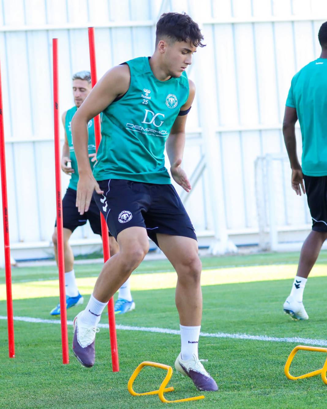 Konyaspor'da Erzurumspor maçı öncesi moraller nasıl? 1