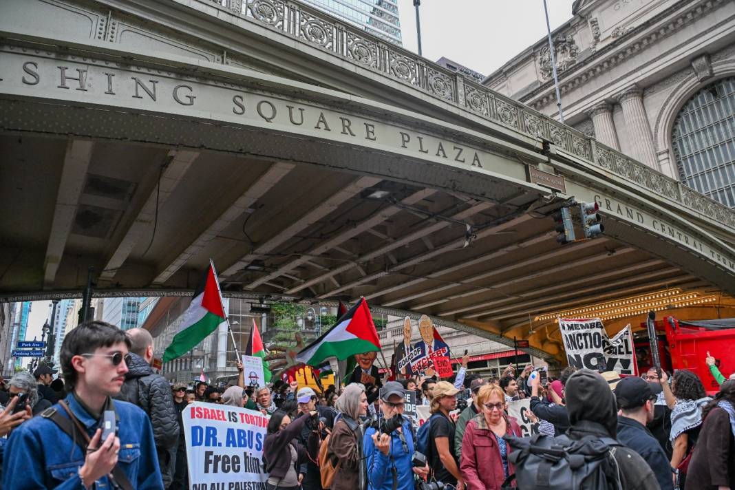 Gazze katili Netanyahu'ya ABD'de protesto! 15