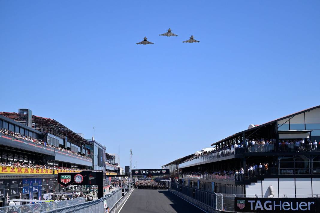 F1'de İspanya'da Kimi Antonelli rüzgar gibi esti! 6