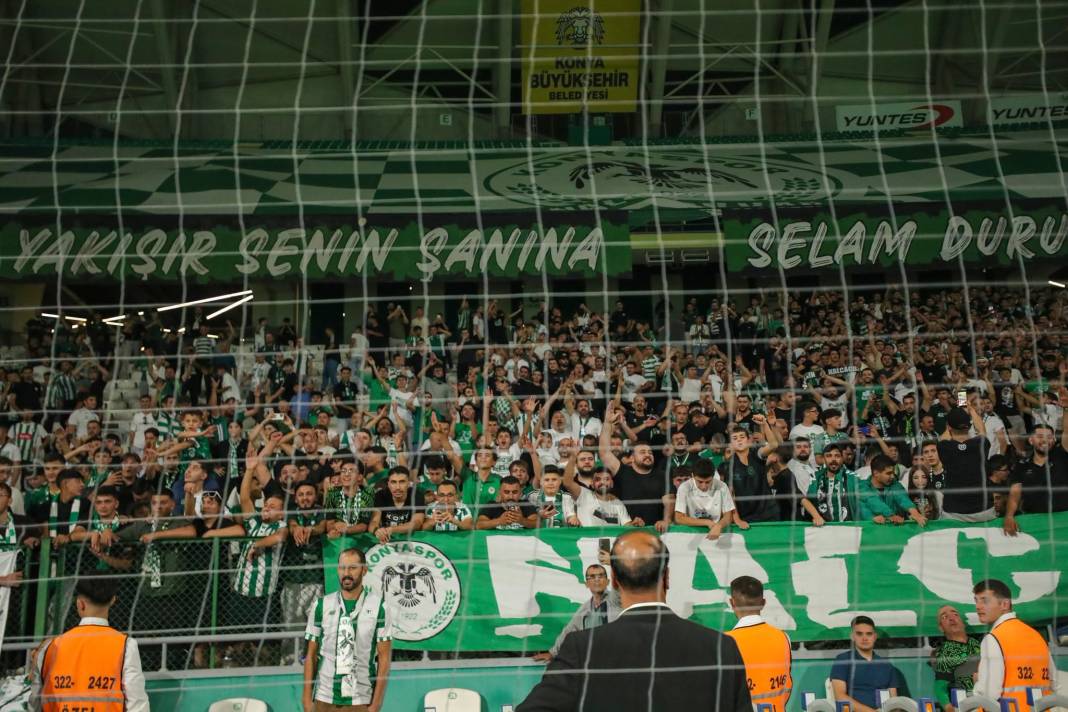 Konyaspor-Trabzonspor maçından çok özel kareler... 20