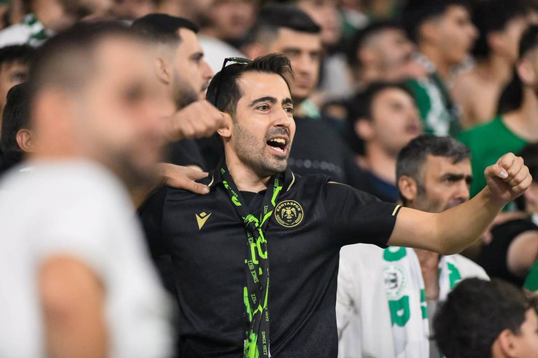 Konyaspor-Trabzonspor maçından çok özel kareler... 22