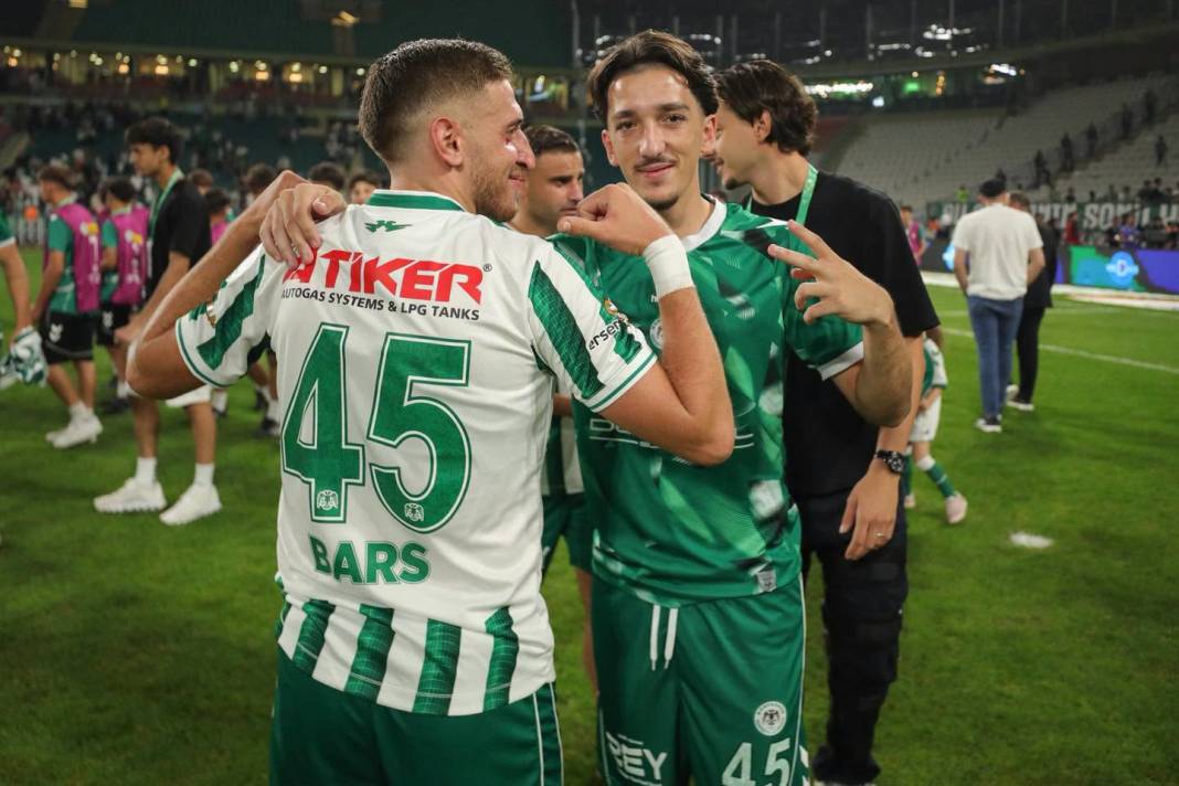 Konyaspor-Trabzonspor maçından çok özel kareler... 3