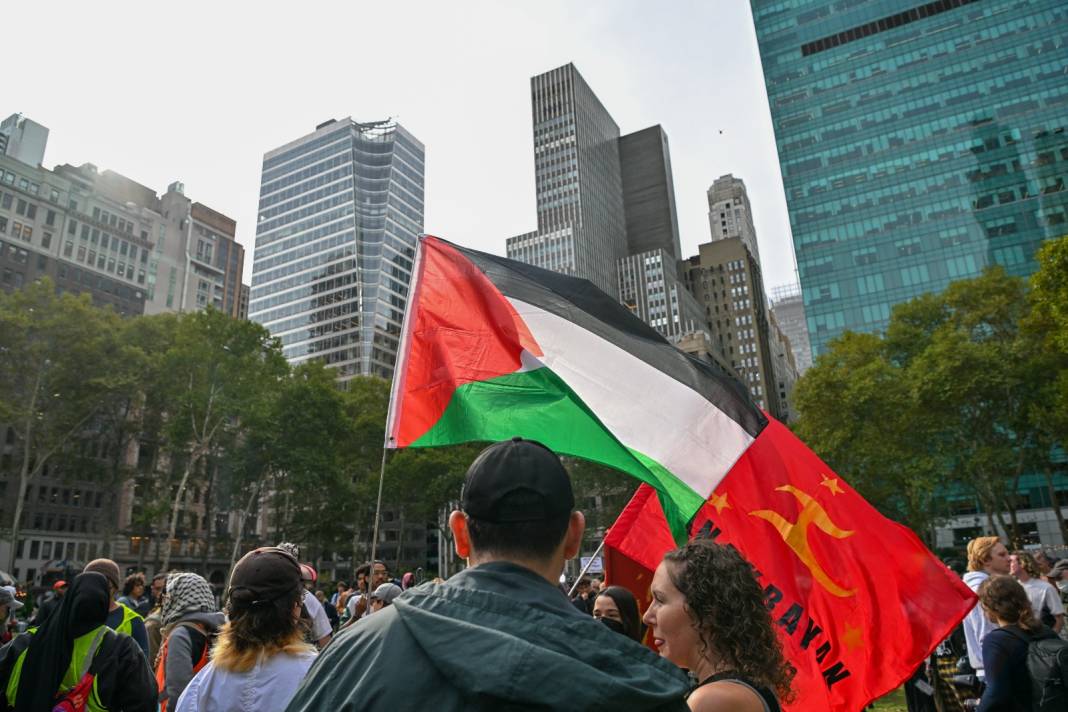 Gazze katili Netanyahu'ya ABD'de protesto! 12
