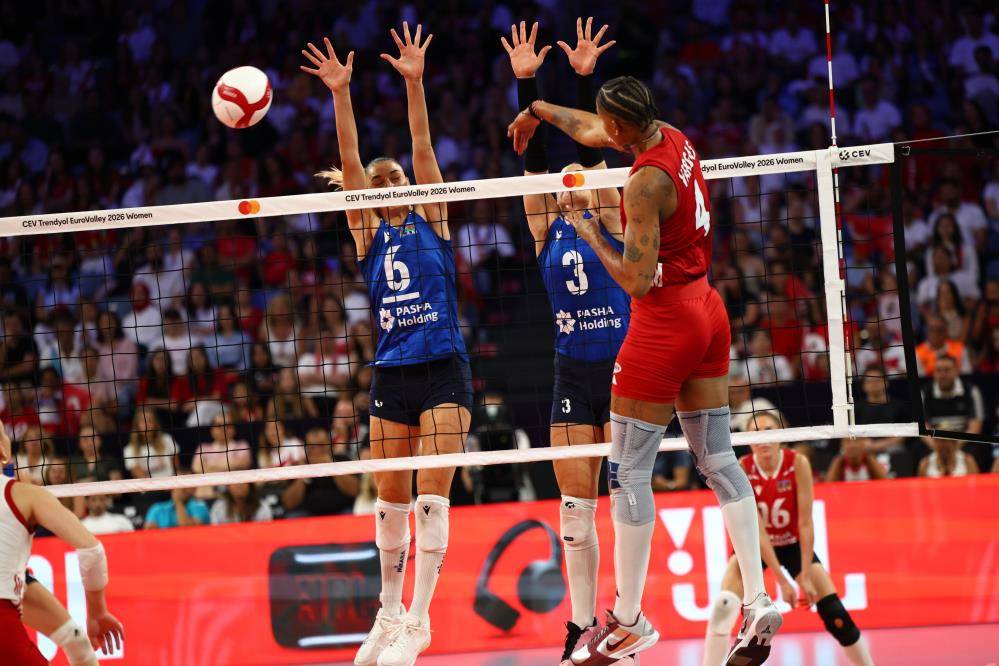 Sultan gibi sultan! A Milli Kadın Voleybol Takımı çeyrek finalde... 9