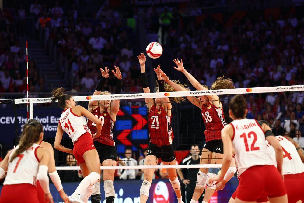 Süpersiniz kızlar! A Milli Kadın Voleybol Takımı  Almanya'yı ezdi 7