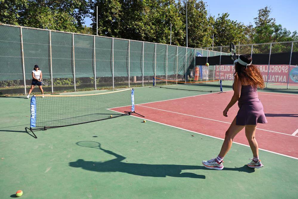 Antalya'da tenis oynamak bir başka 4
