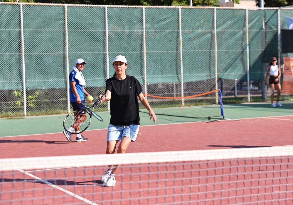 Antalya'da tenis oynamak bir başka 3
