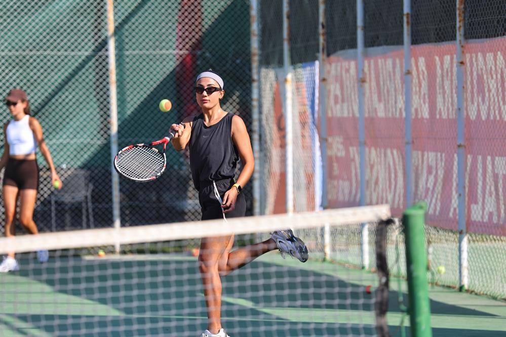 Antalya'da tenis oynamak bir başka 5