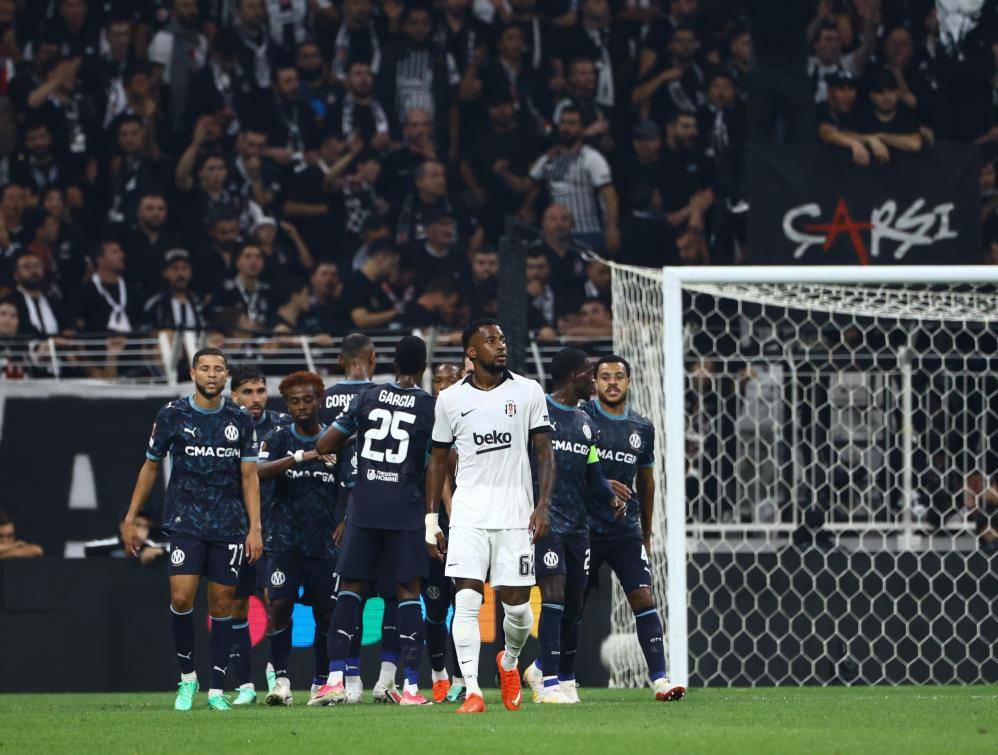 Beşiktaş Marsilya'ya gol oldu yağdı 9