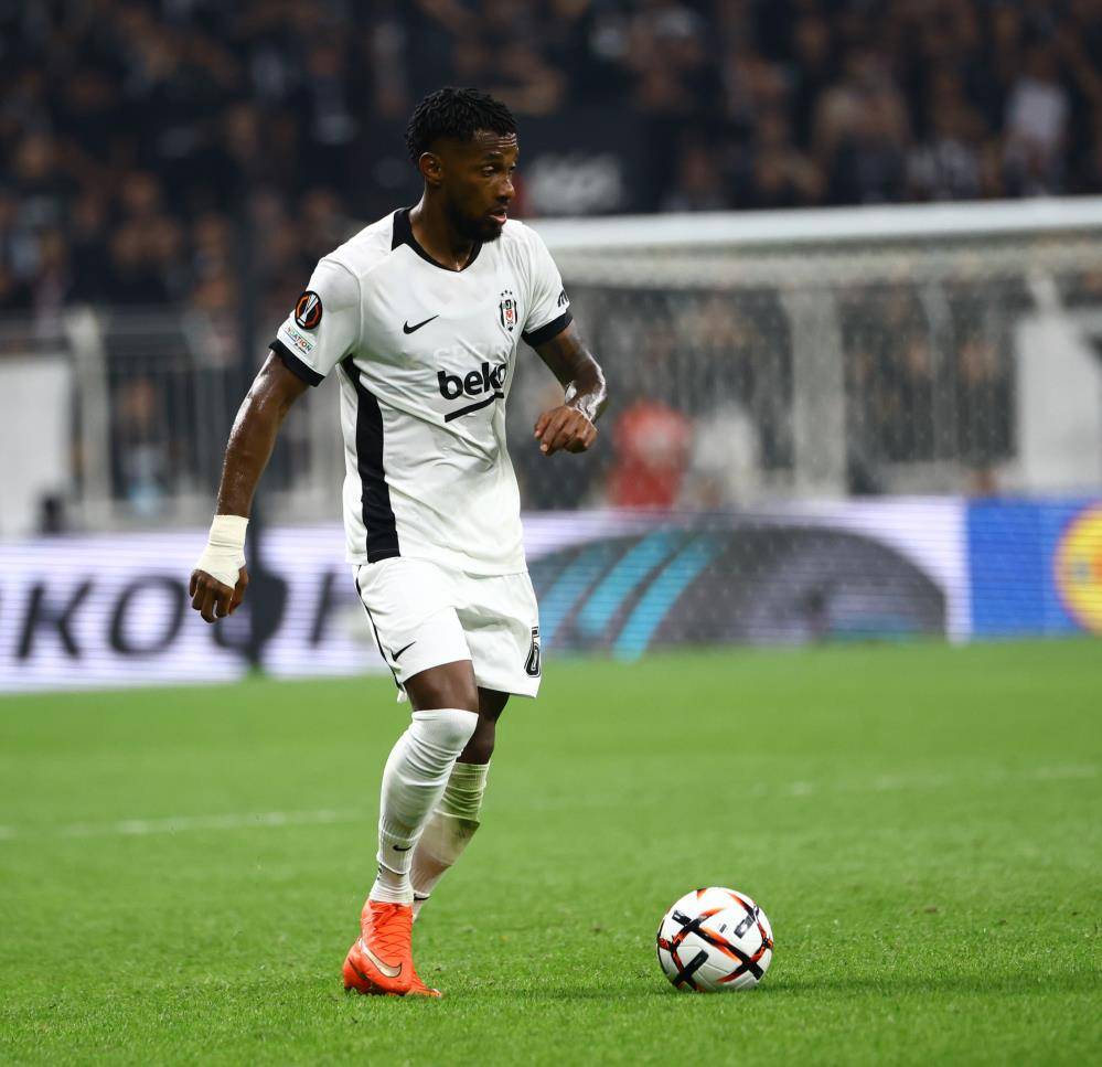 Beşiktaş Marsilya'ya gol oldu yağdı 3