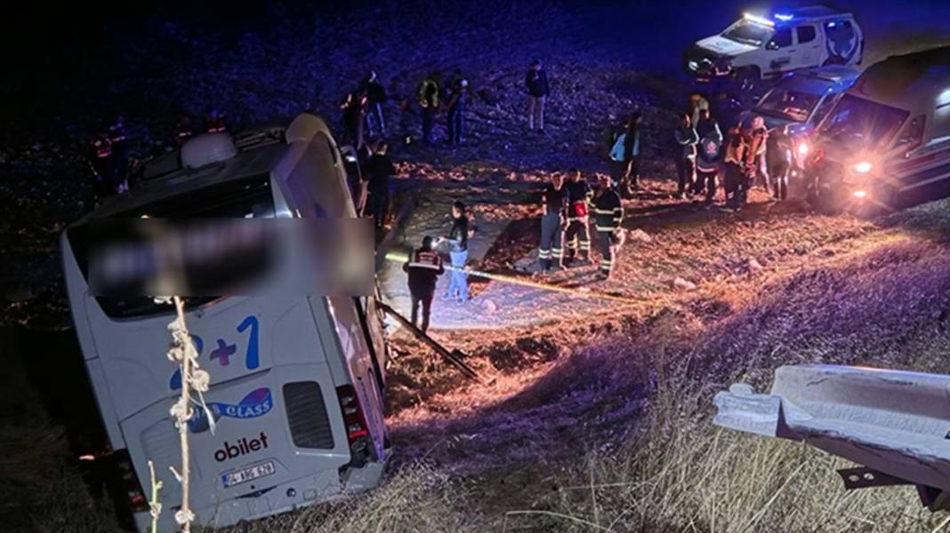 Yolcu otobüsü şarampole uçtu! Bilanço ağır 2