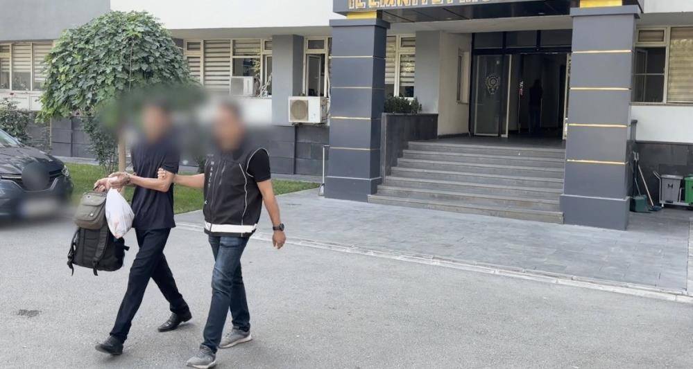 Otobüste yakalandı! Sindirim sisteminden çıkanlar şoke etti 1