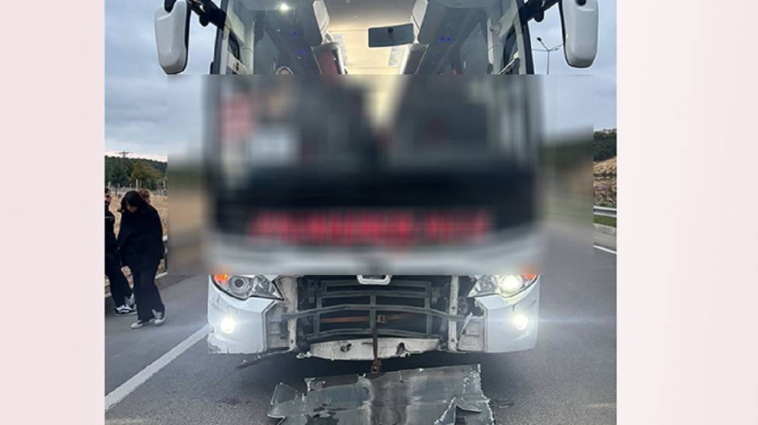 Yolcu otobüsü otomobille çarpıştı! Can kayıpları var 2