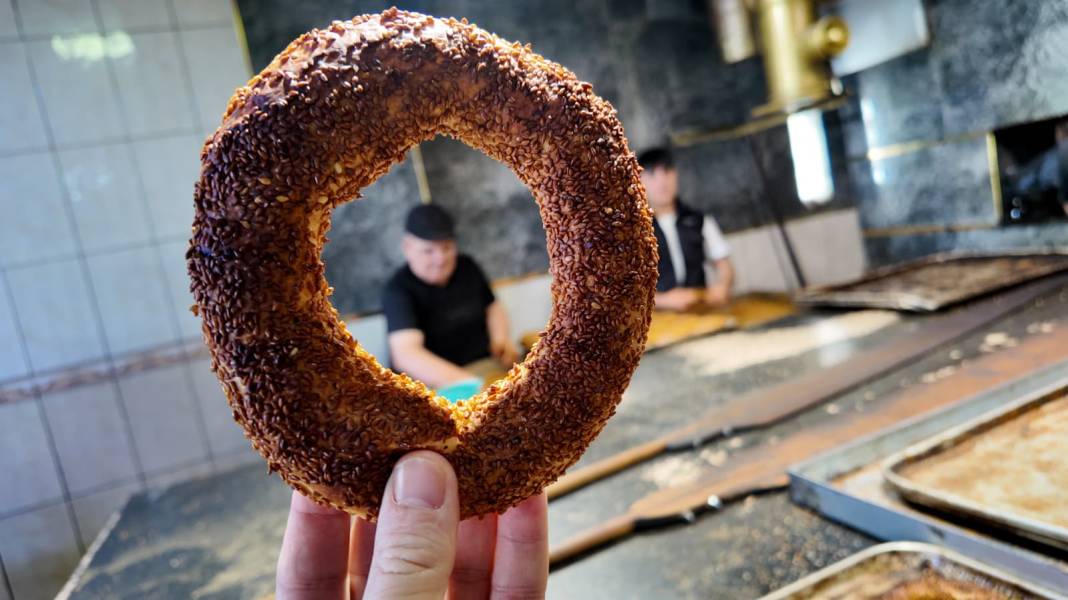 İstanbul’daki bir simit fiyatına Konya’da tam 6 simit alınabiliyor! 8