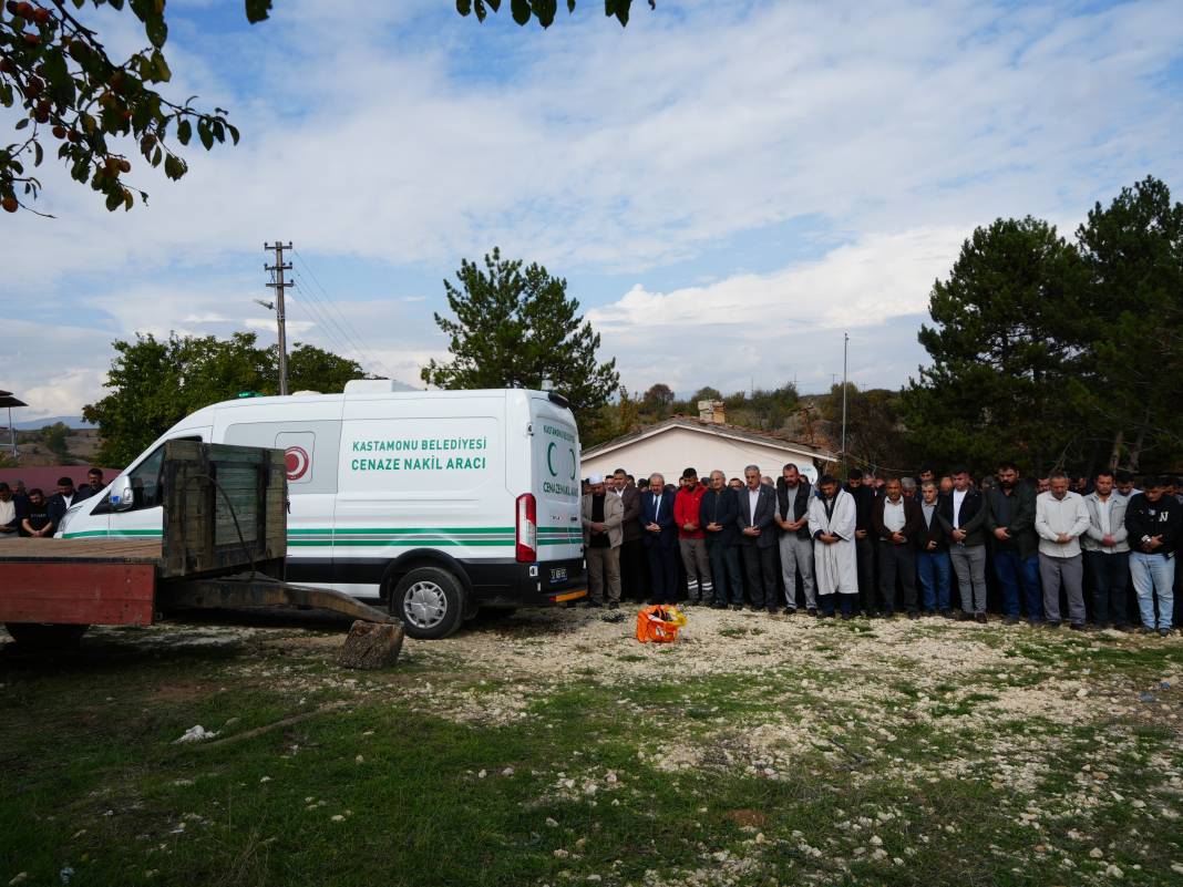 Tarlada katliam! 4 kişi öldü 7