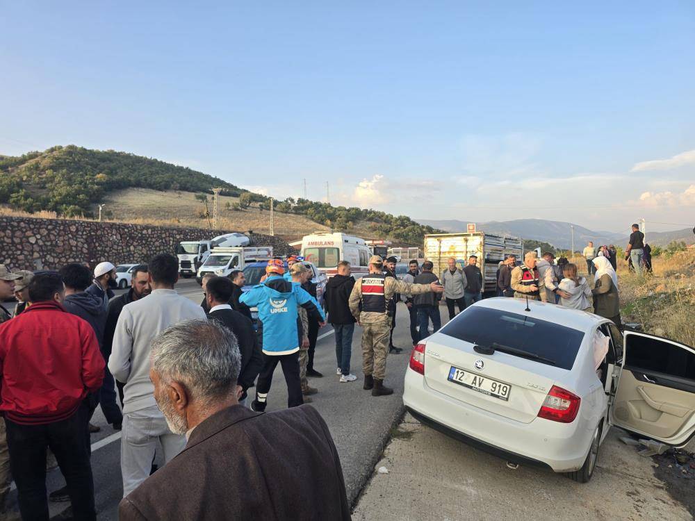 Can pazarı yaşandı! Ağır yaralılara acil müdahale edildi... 2
