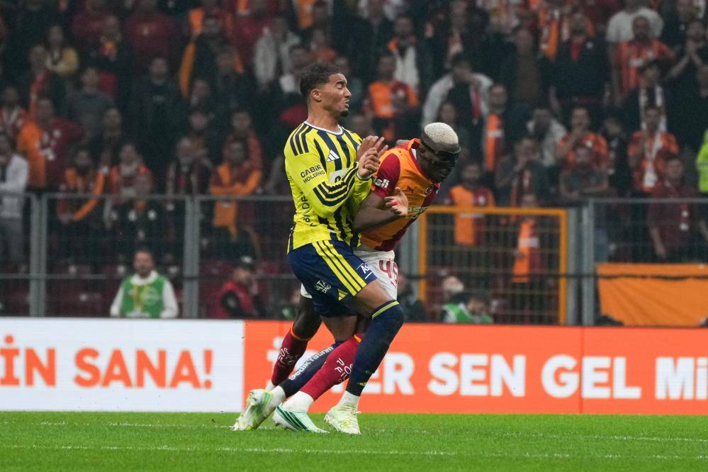 Galatasaray-Fenerbahçe derbisinden çok 'özel' kareler... 11