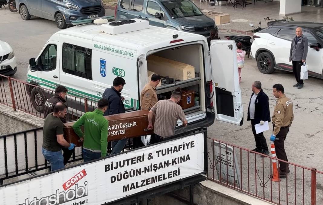 Boşandığı eşini öldürdükten sonra intihar eden adamın cebinden not çıktı 1