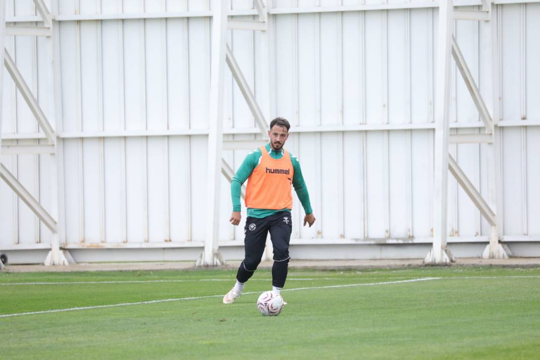 İlhan Palut yönetimindeki Konyaspor'da Galatasaray hazırlıkları sürdü 3