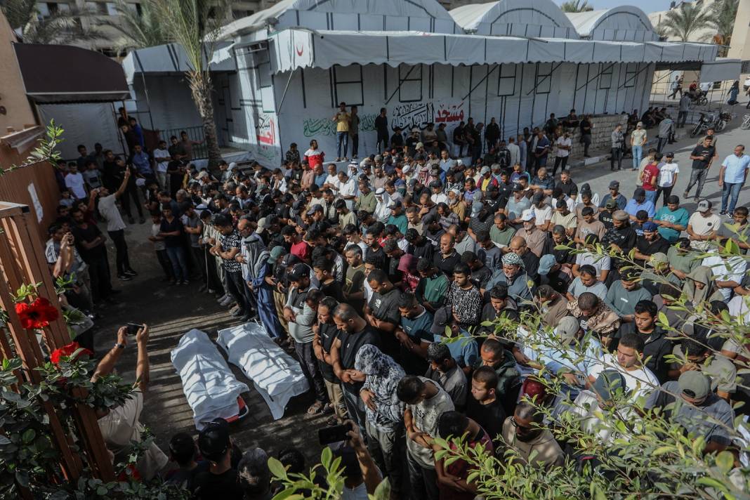 Katil İsrail Gazze'de Müslümanları yine katletti! İslam Dünyası ne zaman ses verecek? 2