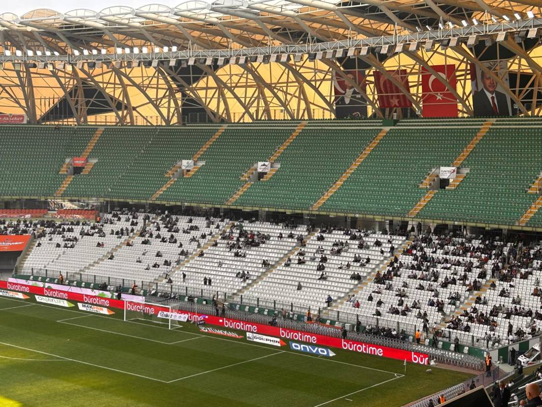 Konyaspor-Başakşehir maçında derin boşluklar... 2
