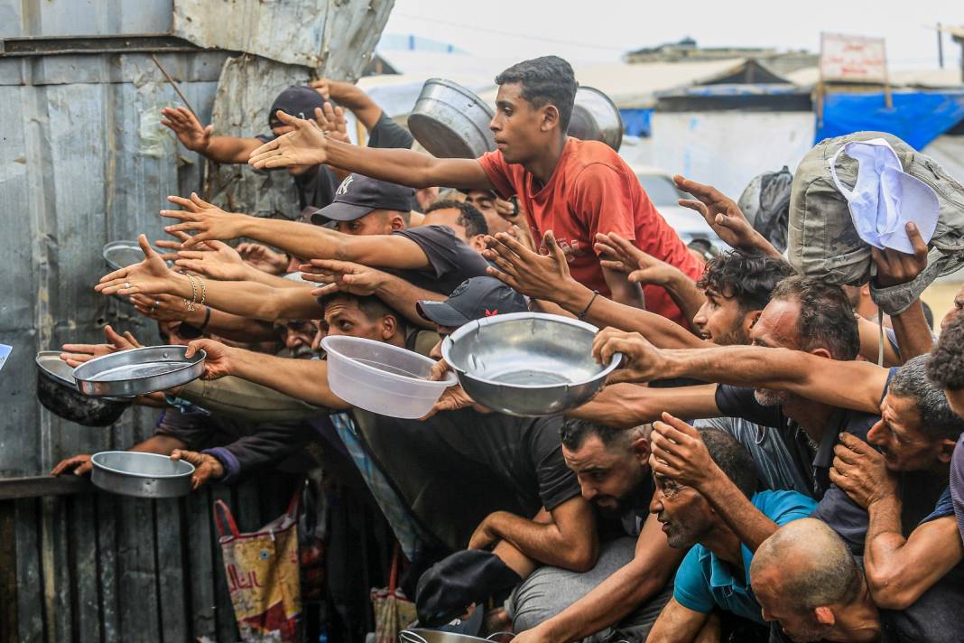 Katil İsrail Gazze'de Müslümanları yine katletti! İslam Dünyası ne zaman ses verecek? 3