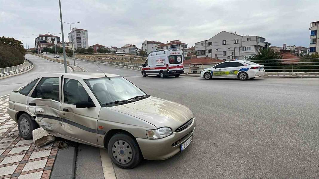 Karaman'da kavşakta kaza 2