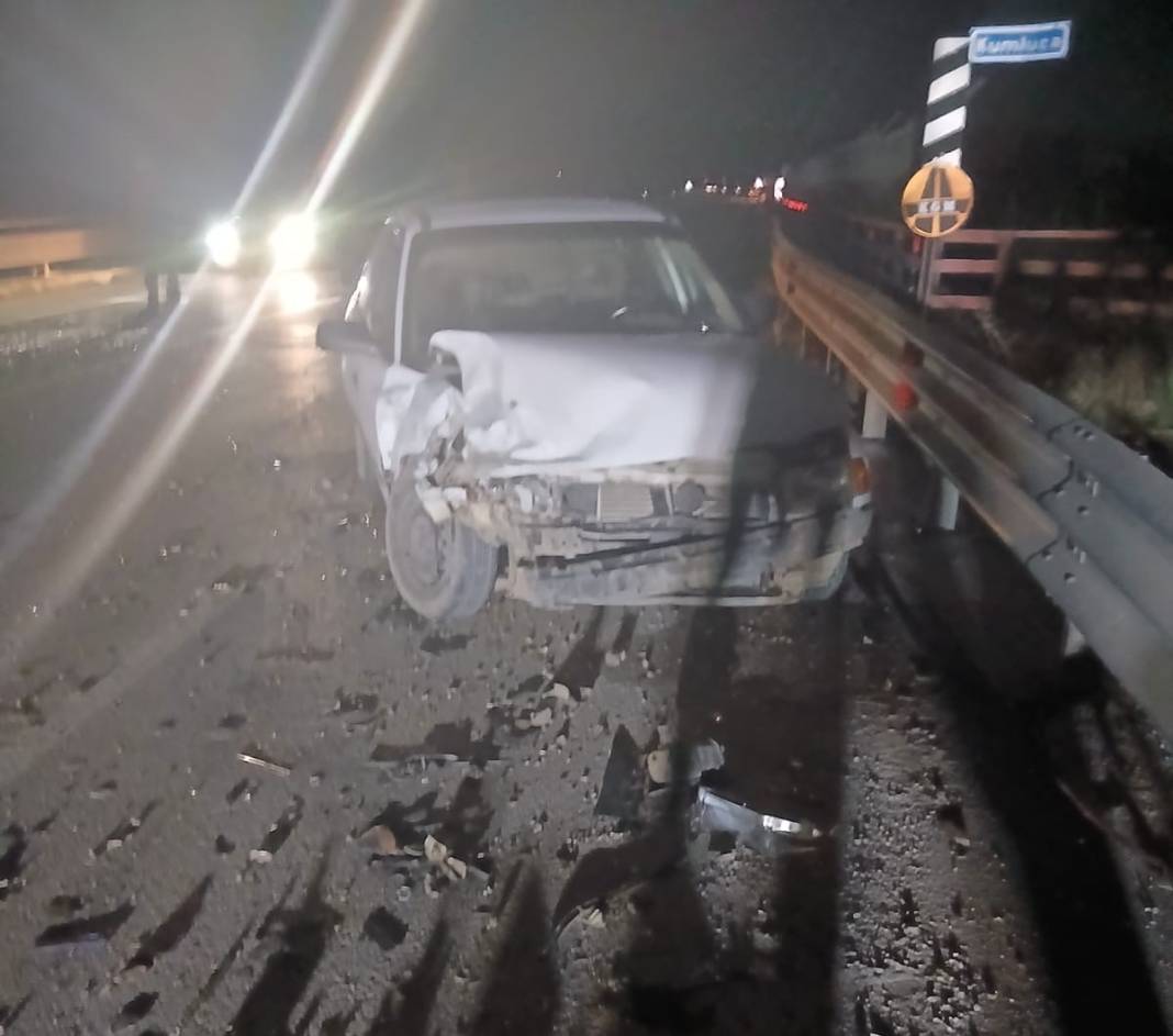 Konya’da köprü üzerinde kaza! 3 kişi yaralandı 1