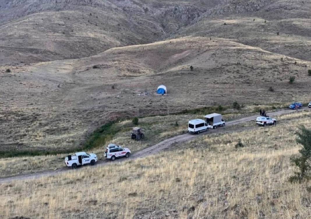 23 gündür haber yok! Baba diğer çocuğunu da balkondan atmış 1