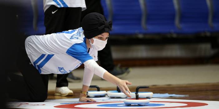 Floor Curling Türkiye Şampiyonası, Adana'da başladı