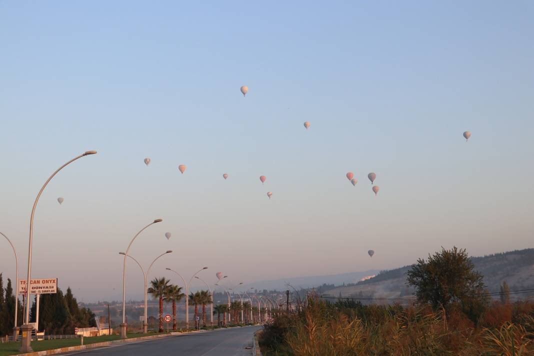 Pamukkale semalarında sıcak hava balonlarıyla Cumhuriyet Bayramı coşkusu yaşanıyor 6