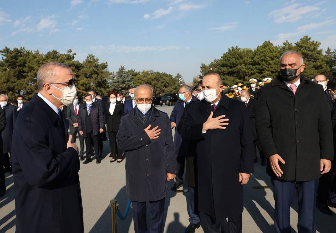 Türkiye Cumhurbaşkanı Recep Tayyip Erdoğan Anıtkabir'i ziyaret etti 12