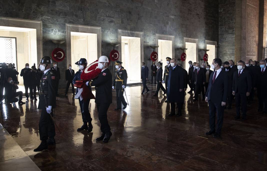 Türkiye Cumhurbaşkanı Recep Tayyip Erdoğan Anıtkabir'i ziyaret etti 6