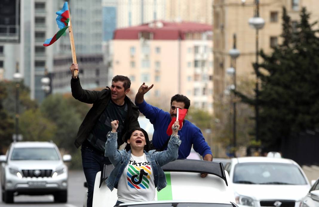 Azerbaycan'ın Karabağ'daki zaferinin üzerinden bir yıl geçti 20