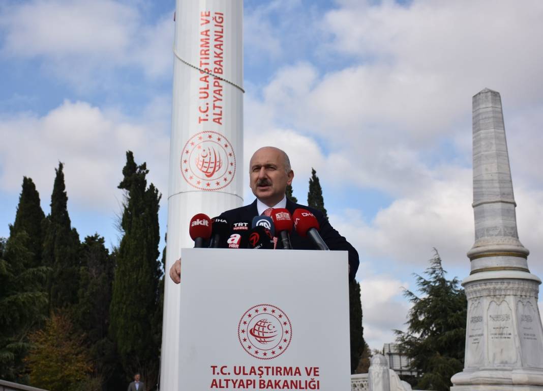 Türkiye'nin en uzun bayrak direklerine Türk bayrağı çekildi 3
