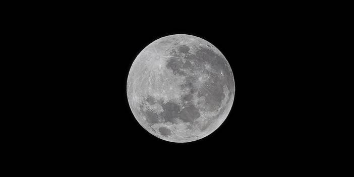 6 asrın en uzun Ay Tutulması'nda dünyadan kareler